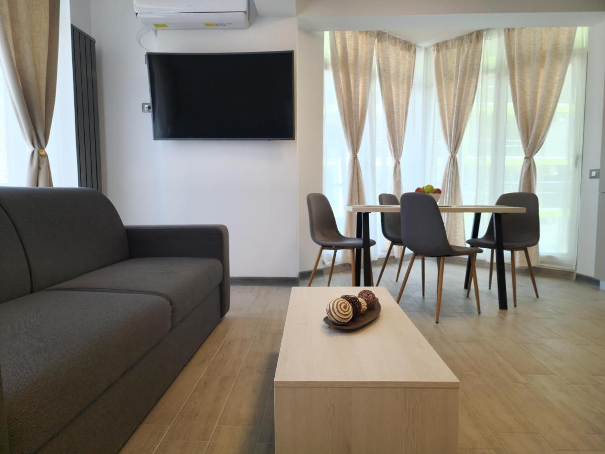Cristalex Aparthotel & Spa Mamaia Nord Năvodari Exterior foto