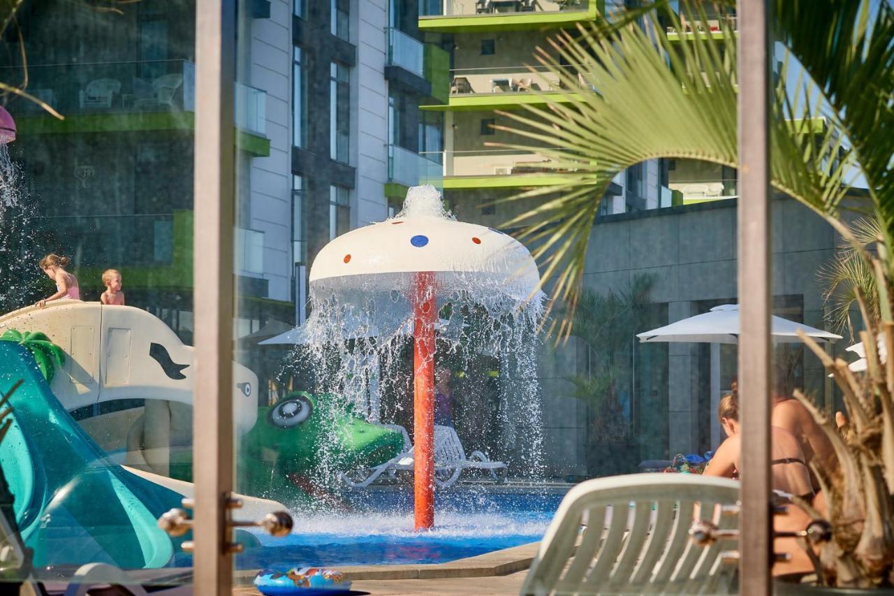 Cristalex Aparthotel & Spa Mamaia Nord Năvodari Exterior foto