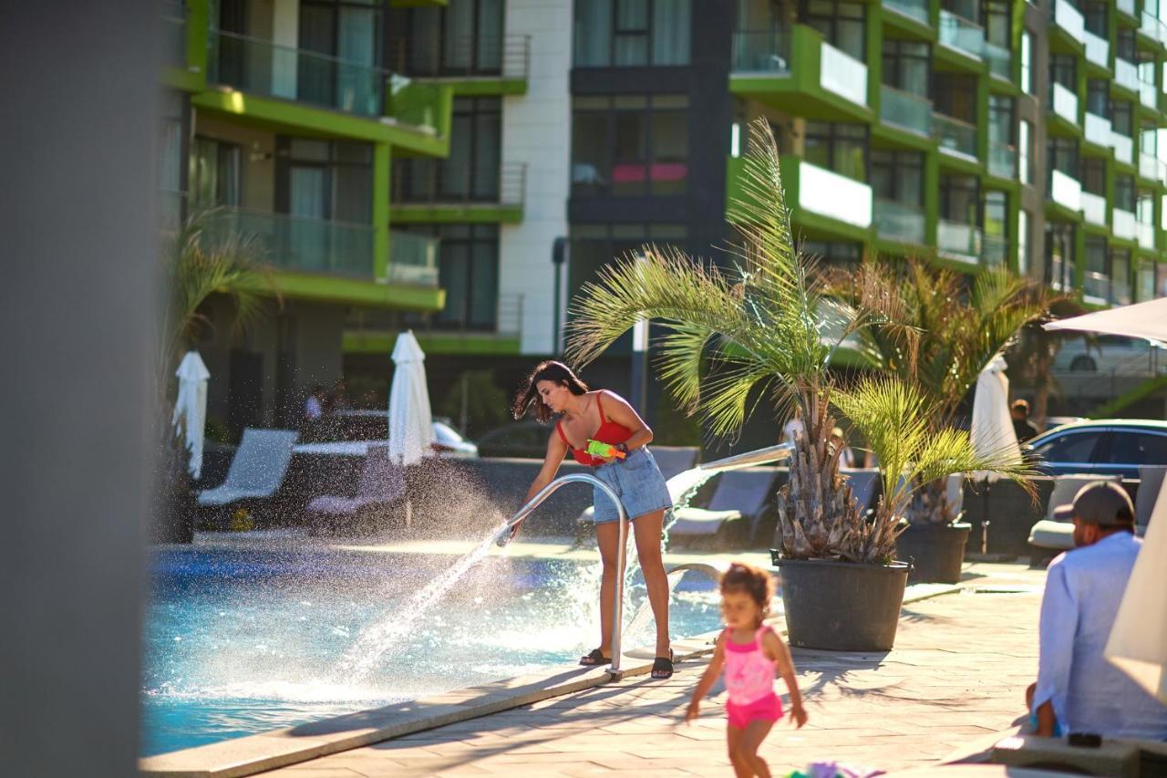 Cristalex Aparthotel & Spa Mamaia Nord Năvodari Exterior foto